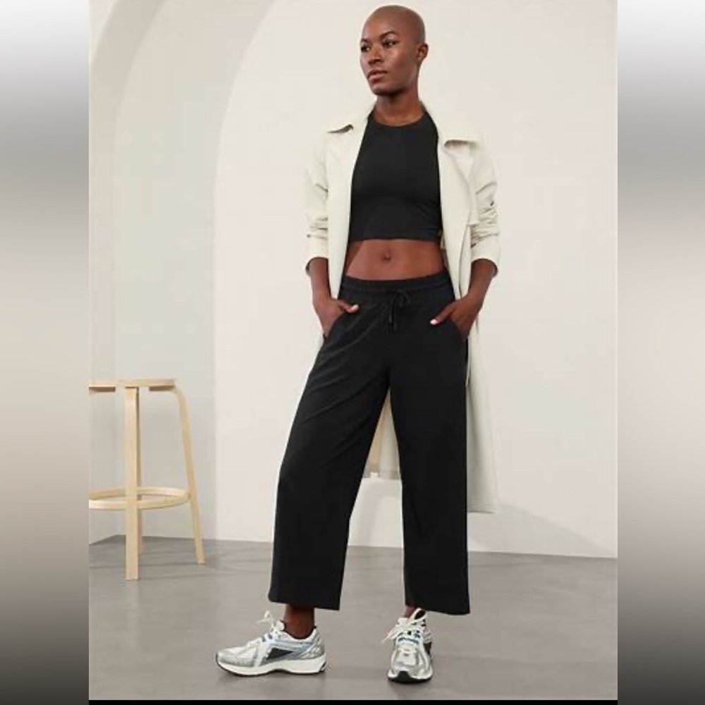 Athleta Avenue Wide-Leg Crop Pants